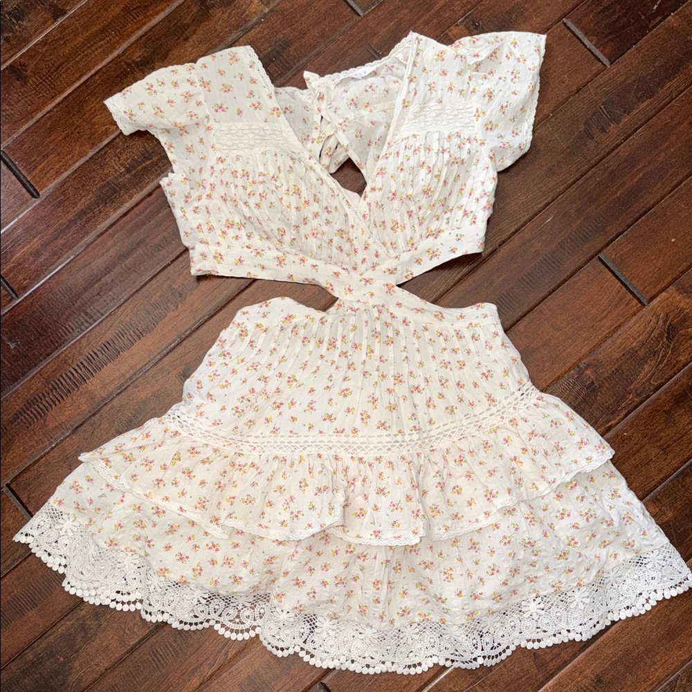Mable Floral Lace Dress - Picture 3 of 4